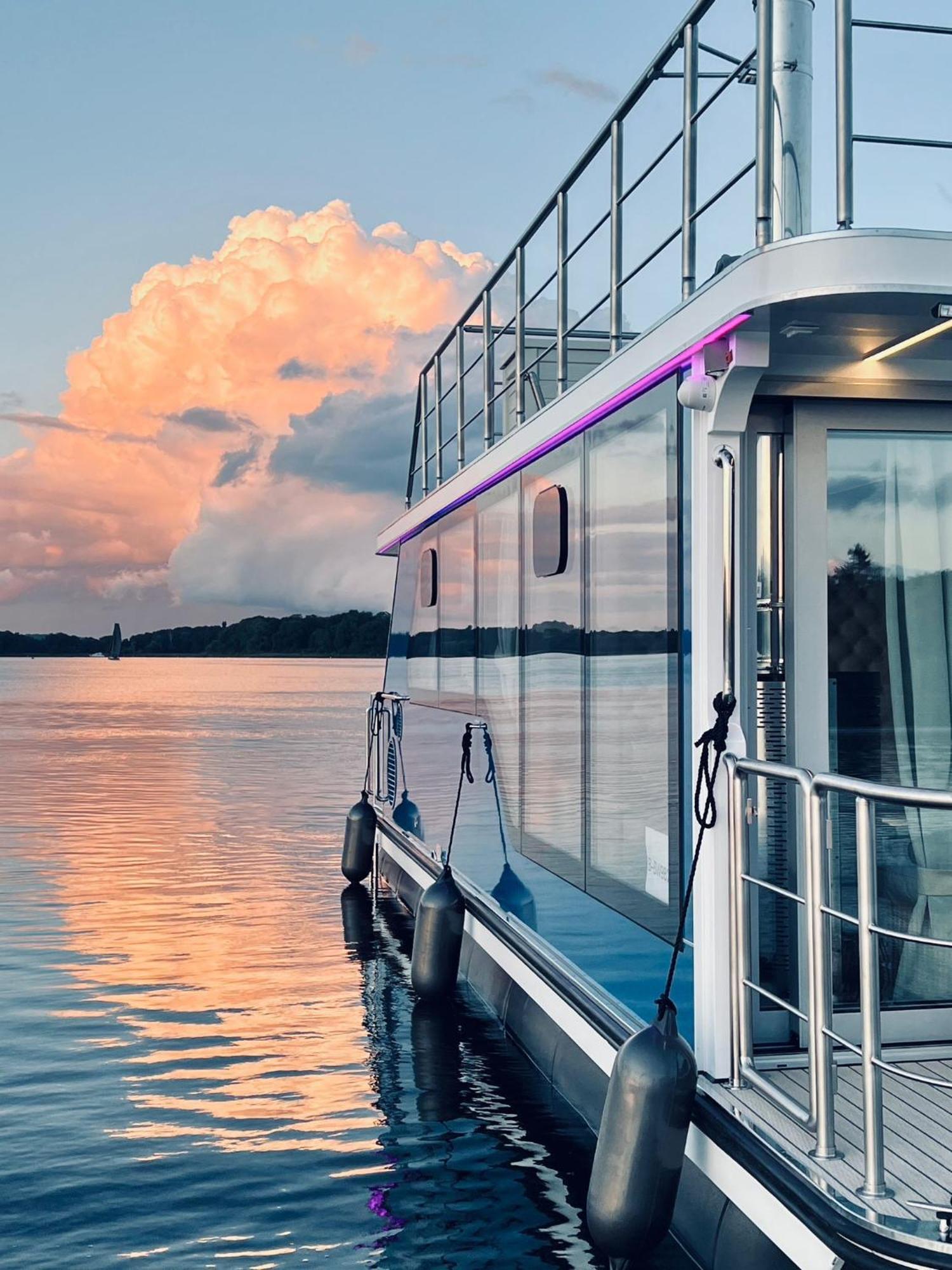 Hotel Nena Hausboot Berlin Exterior foto
